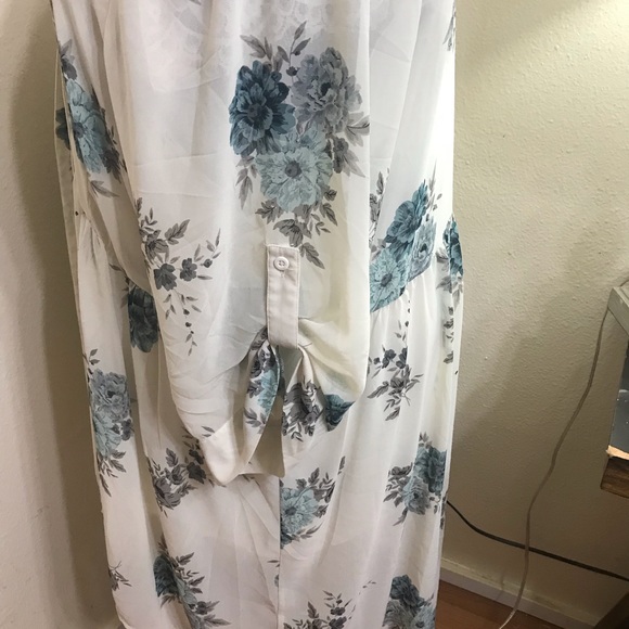Torrid floral print chiffon hi lo top size 30 - Picture 4 of 5